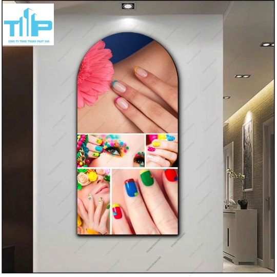 Những mẫu nail ombre nhiều màu sắc -  Tranh tráng gương khung vòm sang trọng